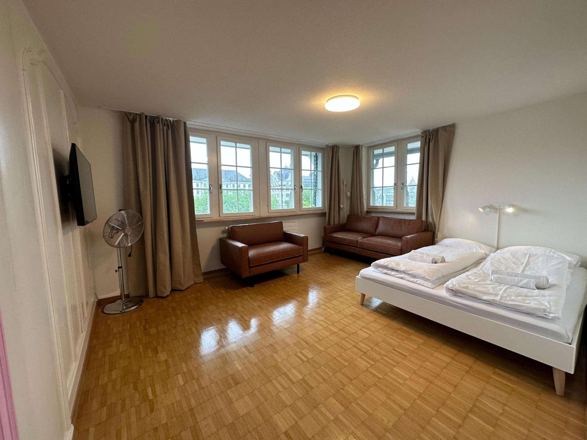 Hitrental Limmatquai Apartment Zúrich Exterior foto